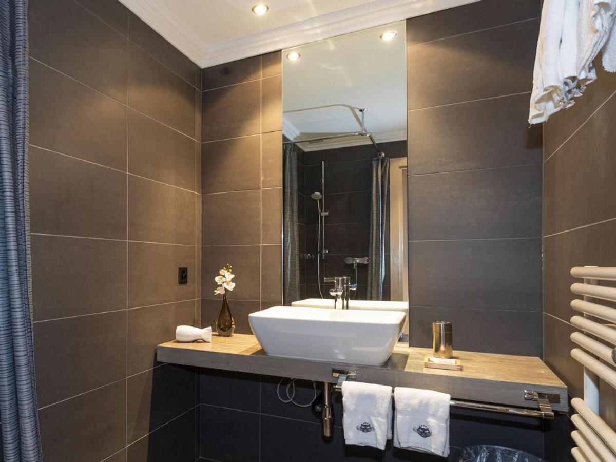 קראנס-מונטנה Hotel Central, Spa & Lounge Bar מראה חיצוני תמונה