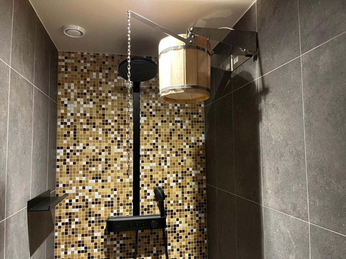 קראנס-מונטנה Hotel Central, Spa & Lounge Bar מראה חיצוני תמונה